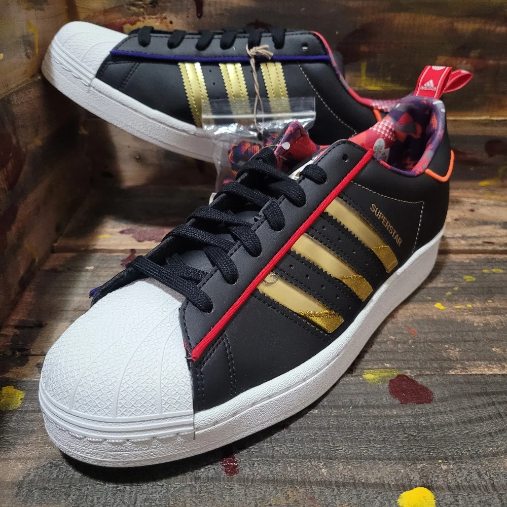 Men adidas athletic shoes size 10 new
